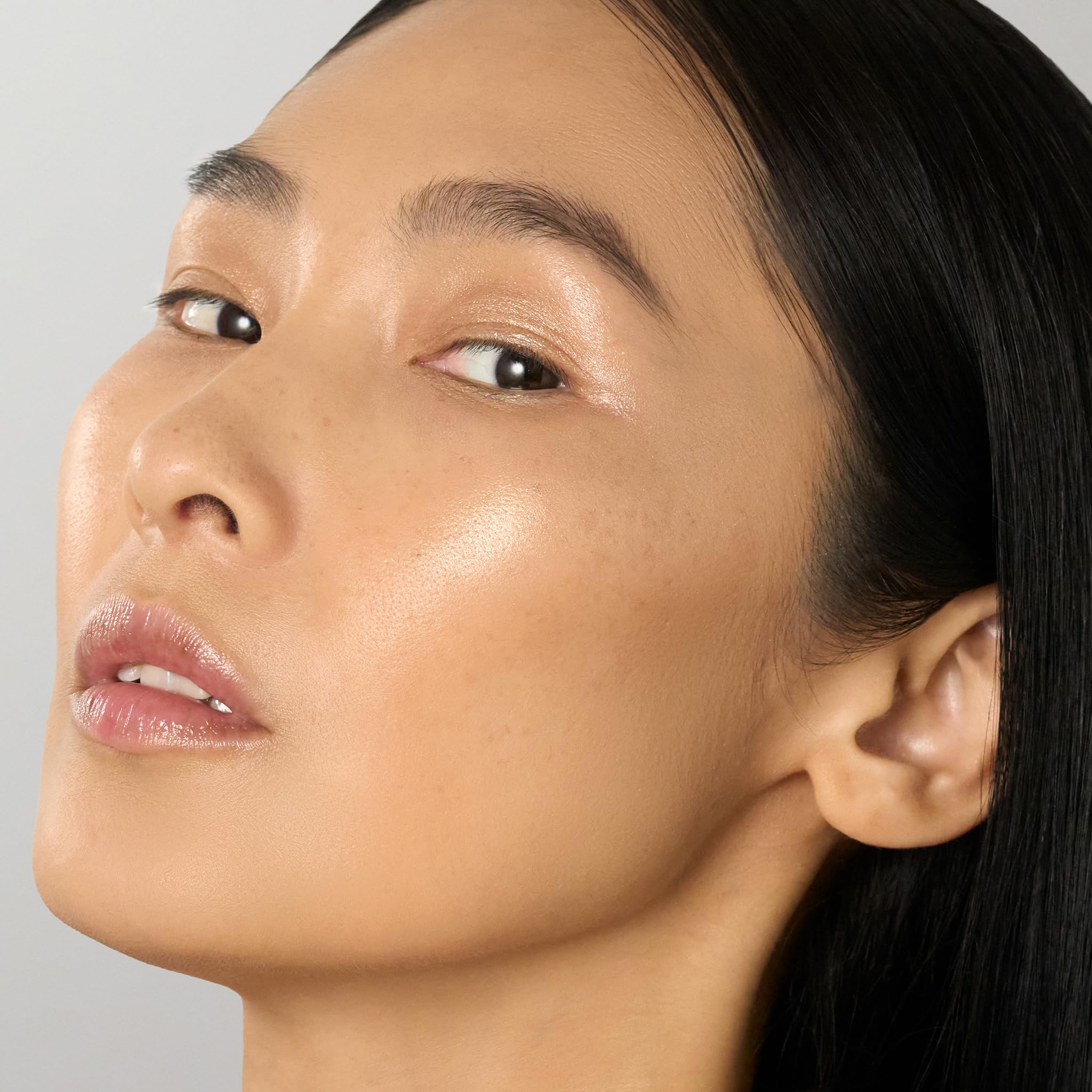 259-julep-skip-the-brush-cream-to-powder-blush-stick-rose-gold-blendable-and-buildable-color-2-in-1-blush-and-lip-makeup-stick-08-sheer-glow-highlighter-08-sheer-glow-highlighter-x-variation-1.jpg